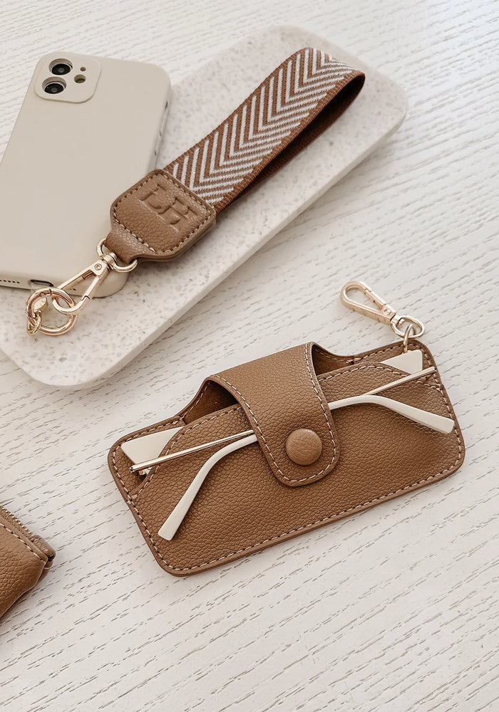 LOUENHIDE ZIGGY ACCESSORY BUNDLE - CAMEL