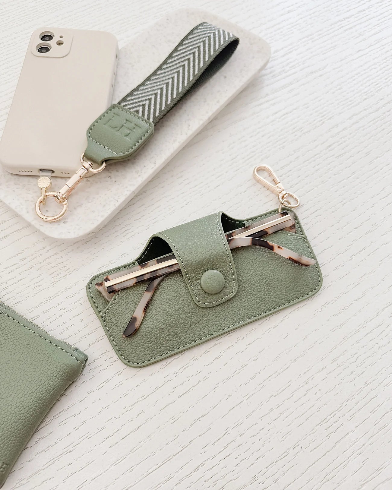 LOUENHIDE ZIGGY ACCESSORY BUNDLE - SAGE GREEN