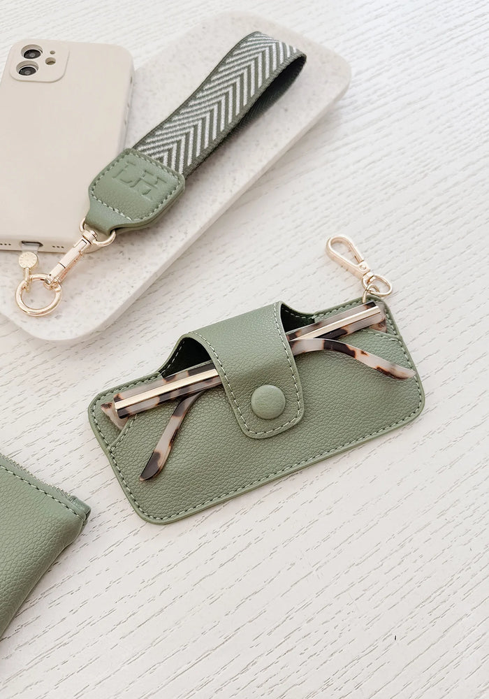 LOUENHIDE ZIGGY ACCESSORY BUNDLE - SAGE GREEN