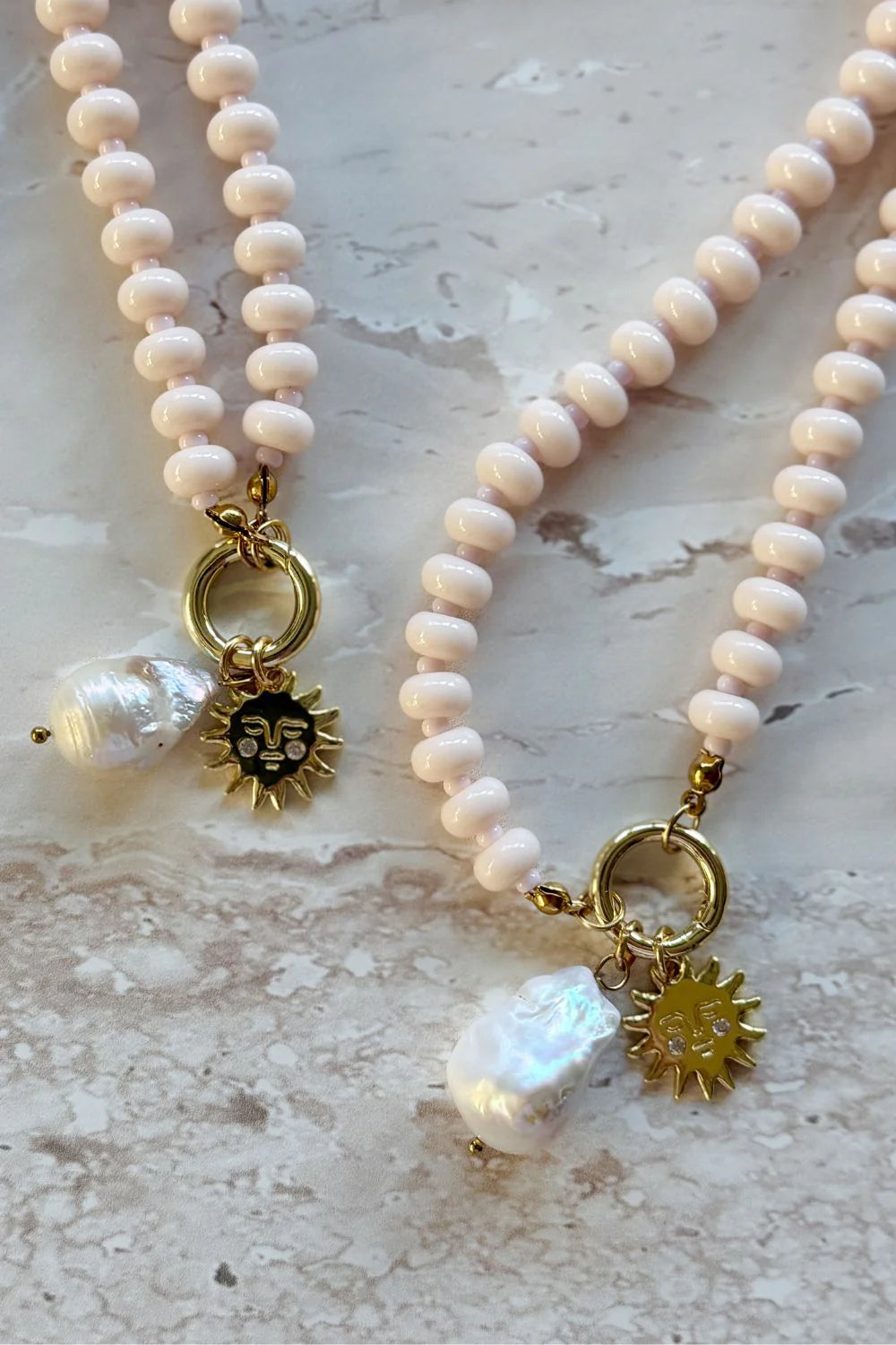 MOSK MELBOURNE PERLA SOLE NECKLACE - PALE PINK