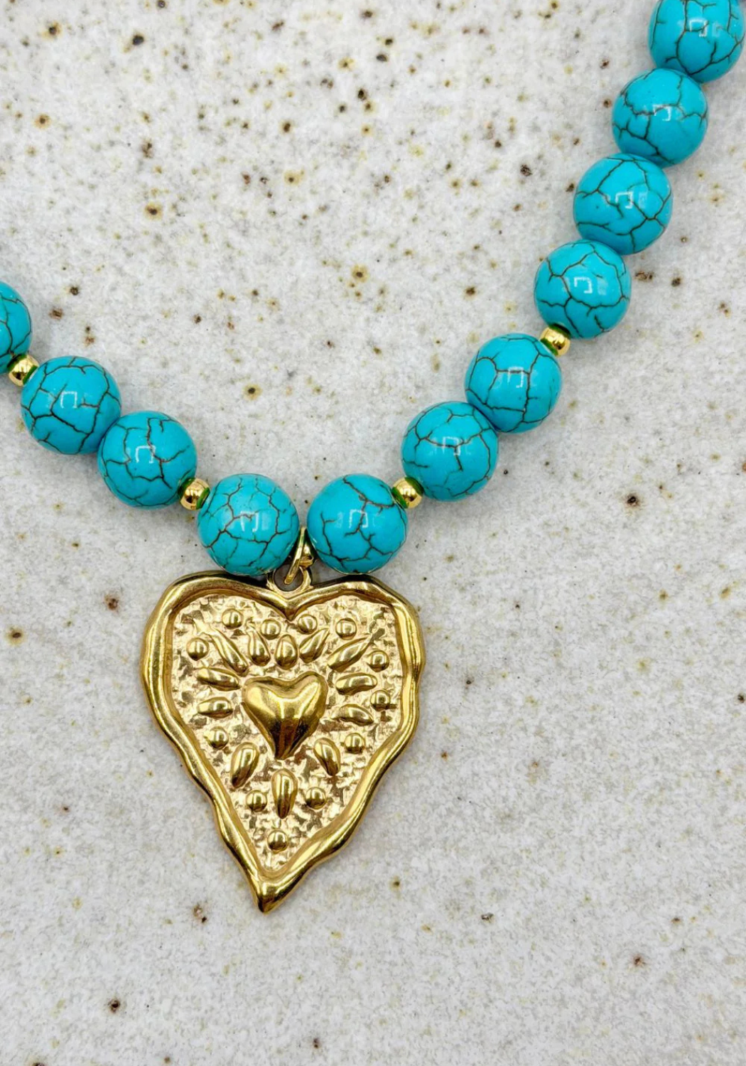 MOSK MELBOURNE CHUNKY HEART NECKLACE - TURQUOISE