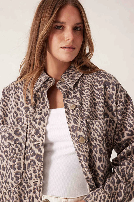 CERES LIFE BOBBI SIDE POCKET DENIM SHACKET - LEOPARD