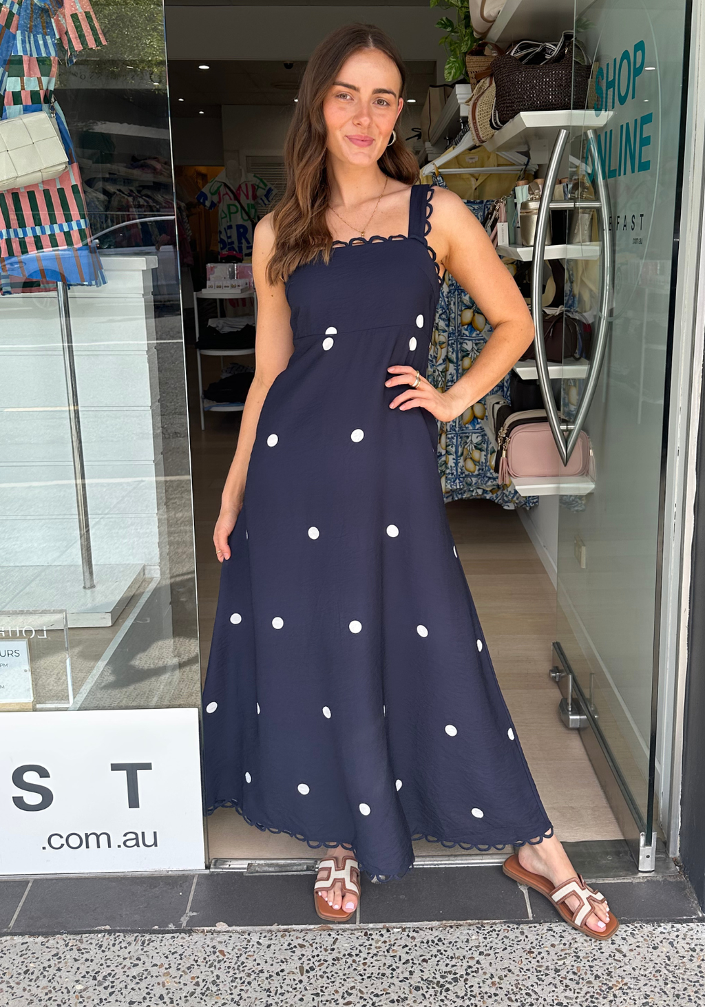 ARI MAXI DRESS - NAVY SPOT