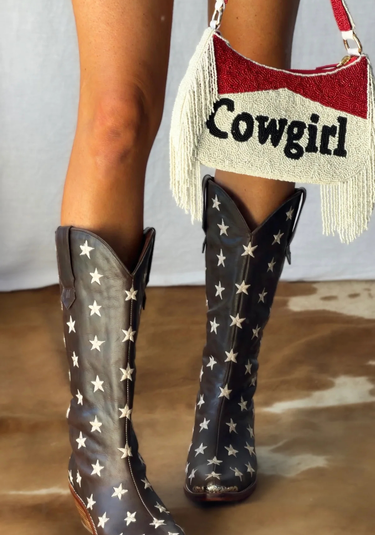 AELIA COWGIRL TASSEL BEADED BAG - RED