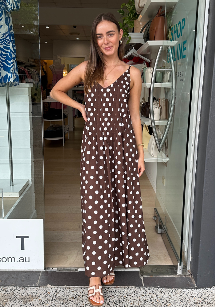 ARDEN PLEATED MAXI DRESS - CHOCOLATE SPOT