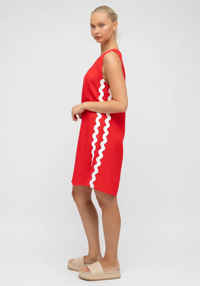 Load image into Gallery viewer, LAYLA SHIFT DRESS - RED