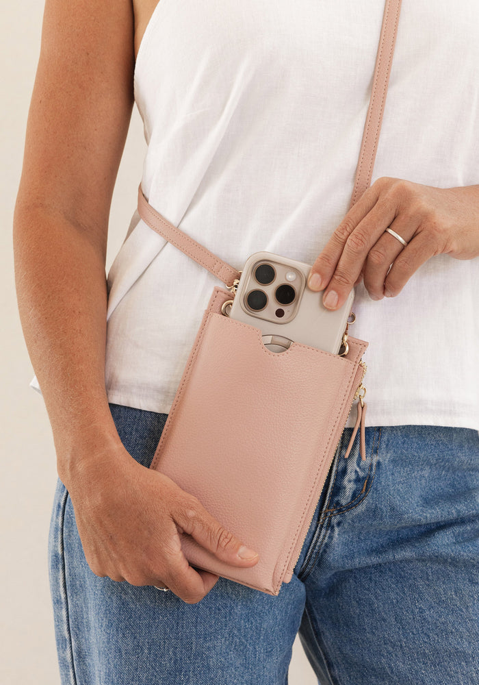 LOUENHIDE SUKI PHONE BAG -  DUSTY PINK