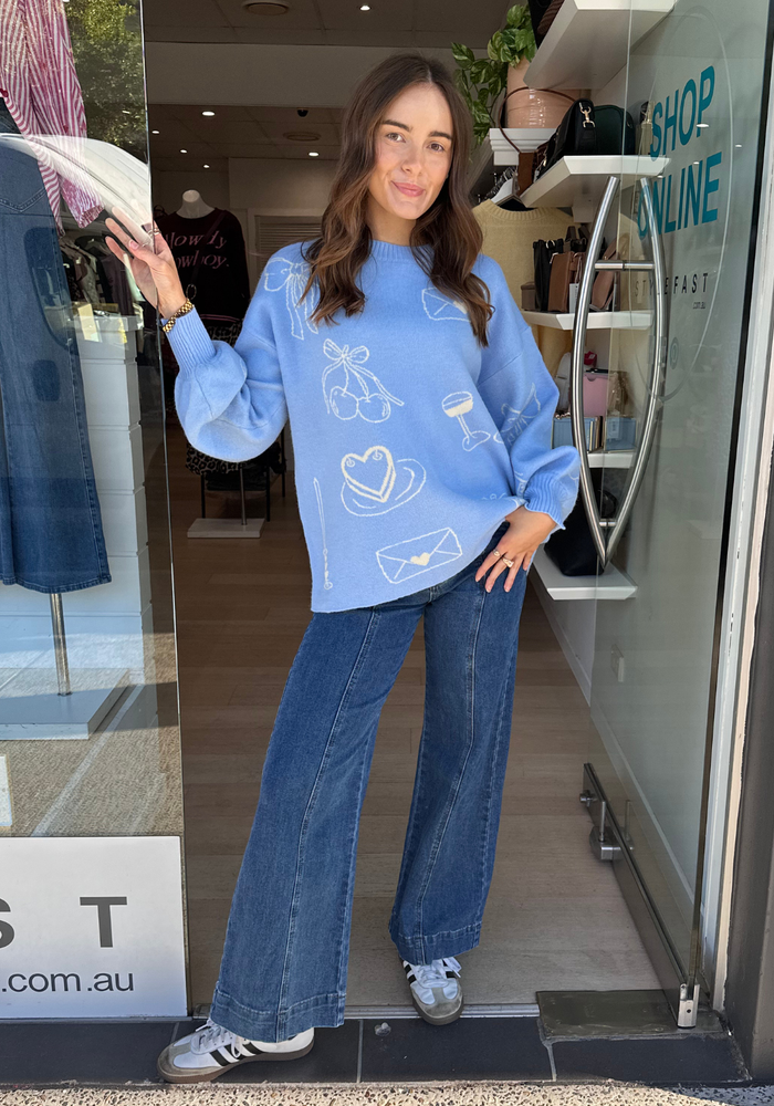 NESSIE OVERSIZED KNIT - BLUE & WHITE