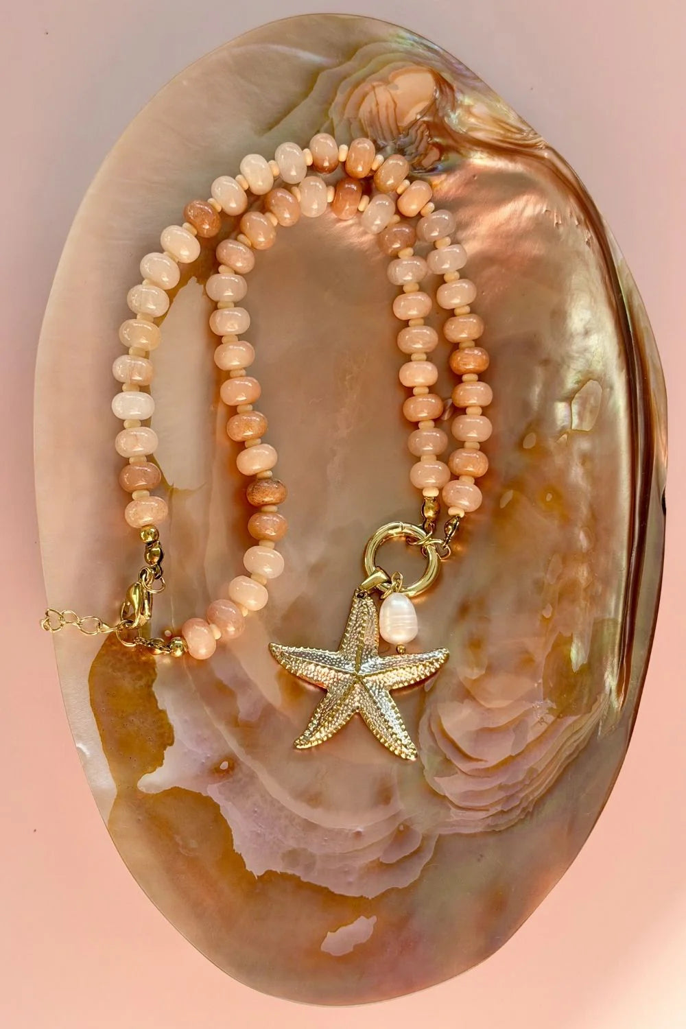 MOSK MELBOURNE STARFISH TREASURE NECKLACE - NEUTRAL