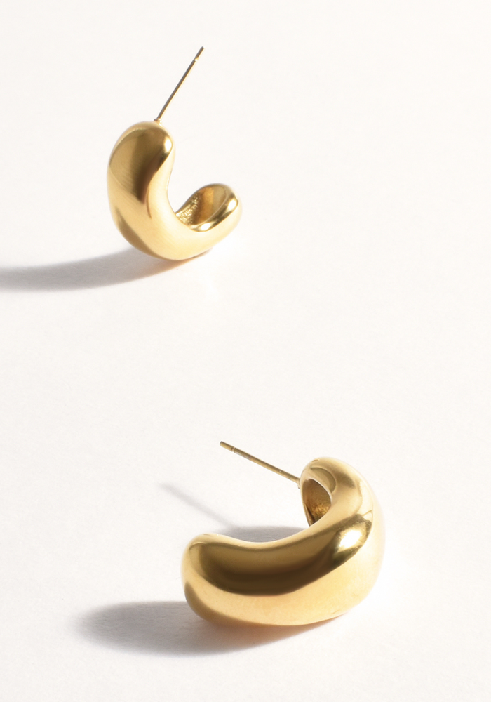 Load image into Gallery viewer, ADORNE BEVELLED METAL MINI HOOPS - GOLD