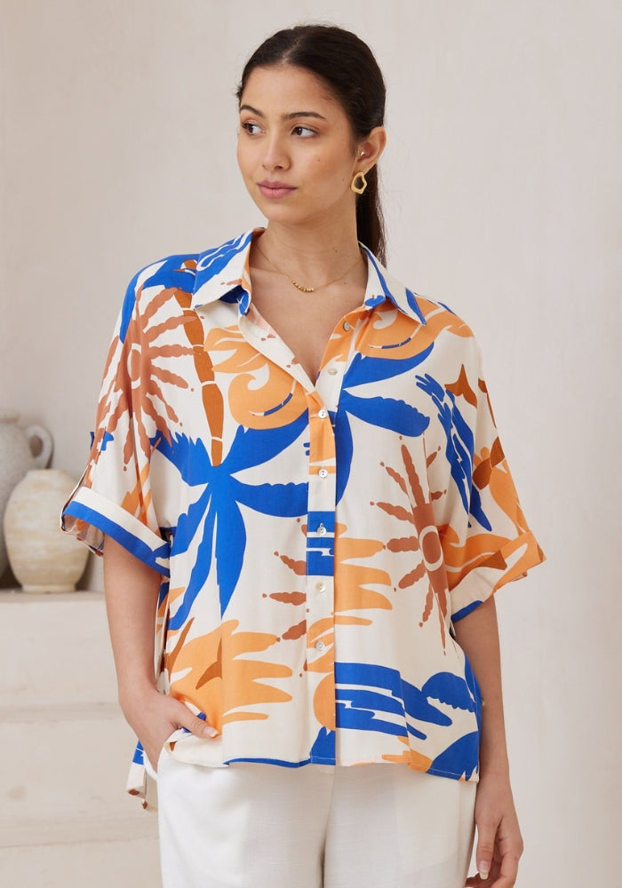 Load image into Gallery viewer, DELILAH BUTTON UP SHIRT - BEIGE &amp; COBALT PRINT