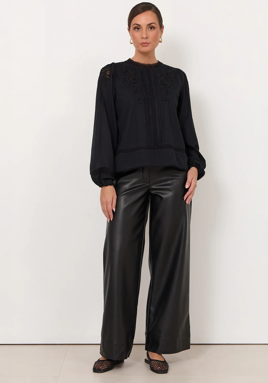 ADORNE LOU CUT OUT LACE TOP - BLACK