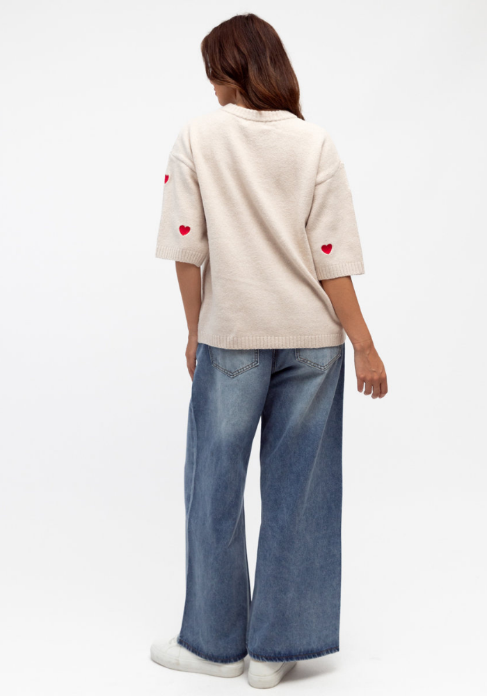 LOTTIE EMBROIDERED HEART KNIT - BEIGE