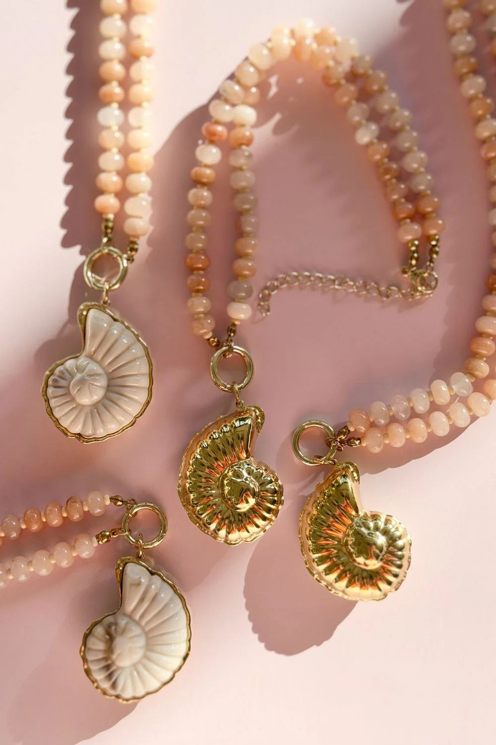 MOSK MELBOURNE ORE MARE NECKLACE - BEIGE