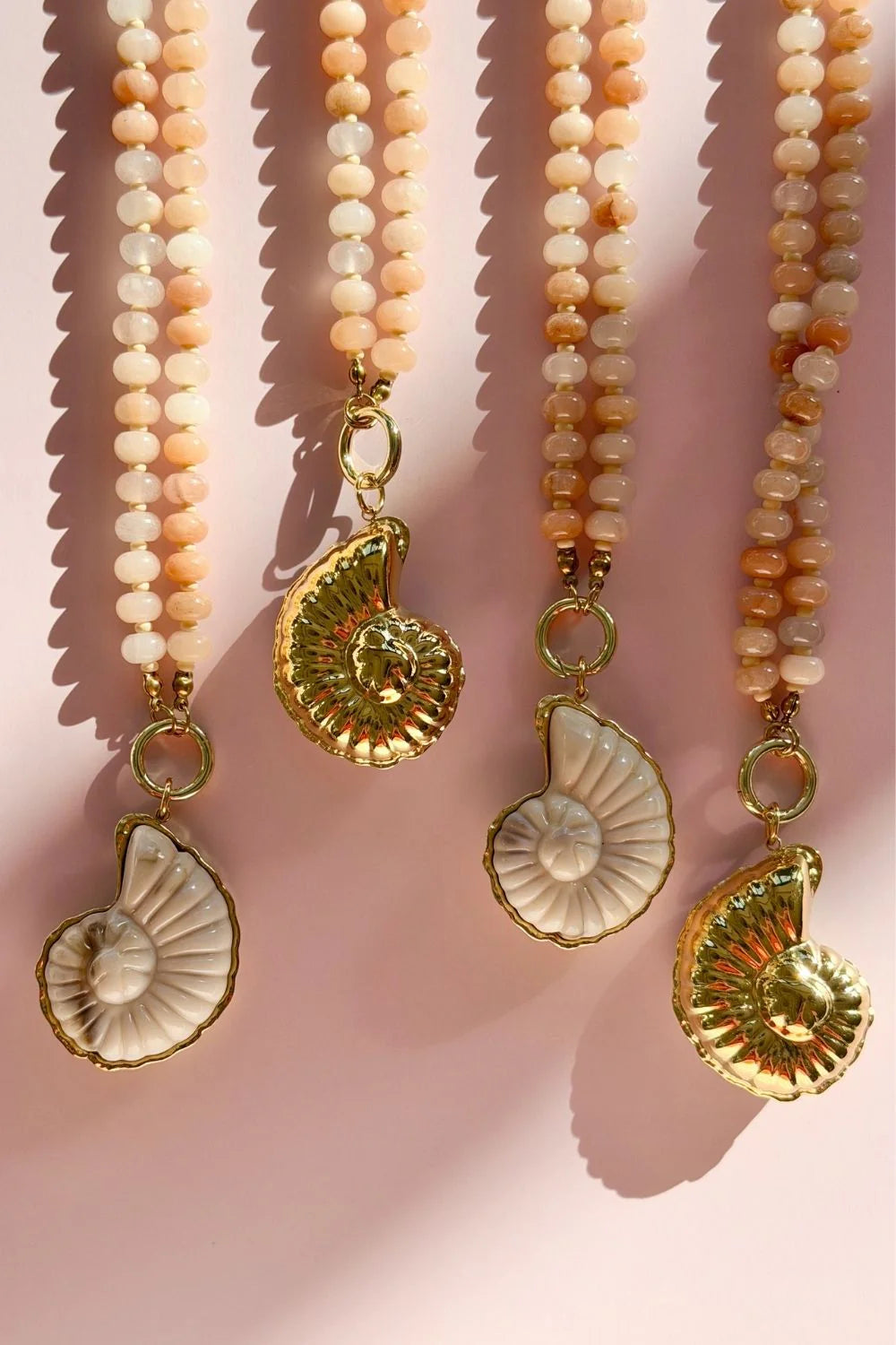 MOSK MELBOURNE ORE MARE NECKLACE - BEIGE