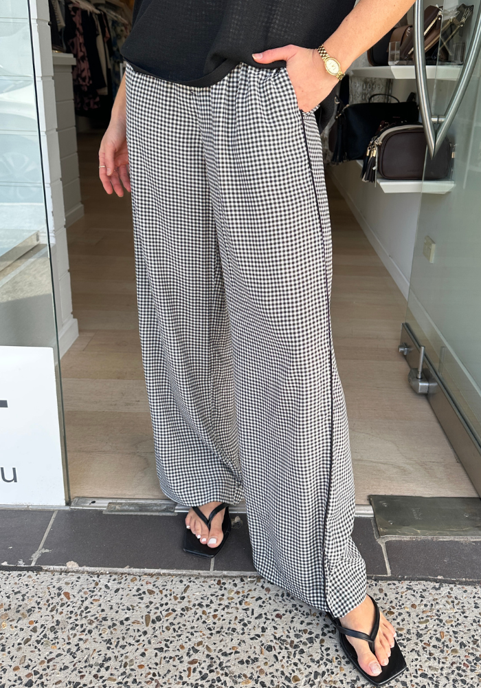 GINA PANTS - BLACK GINGHAM