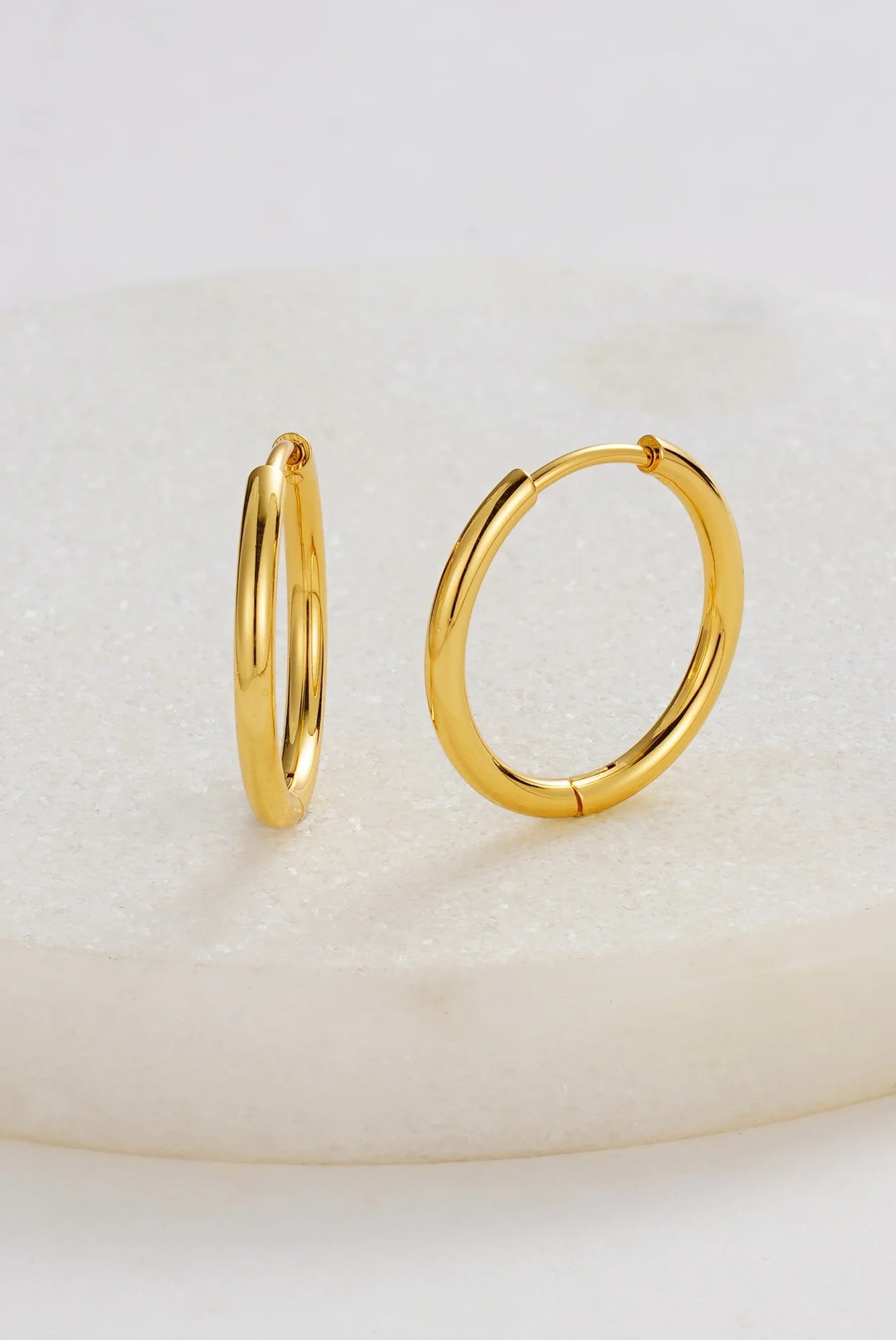 ZAFINO DELILAH HOOP MEDIUM - GOLD