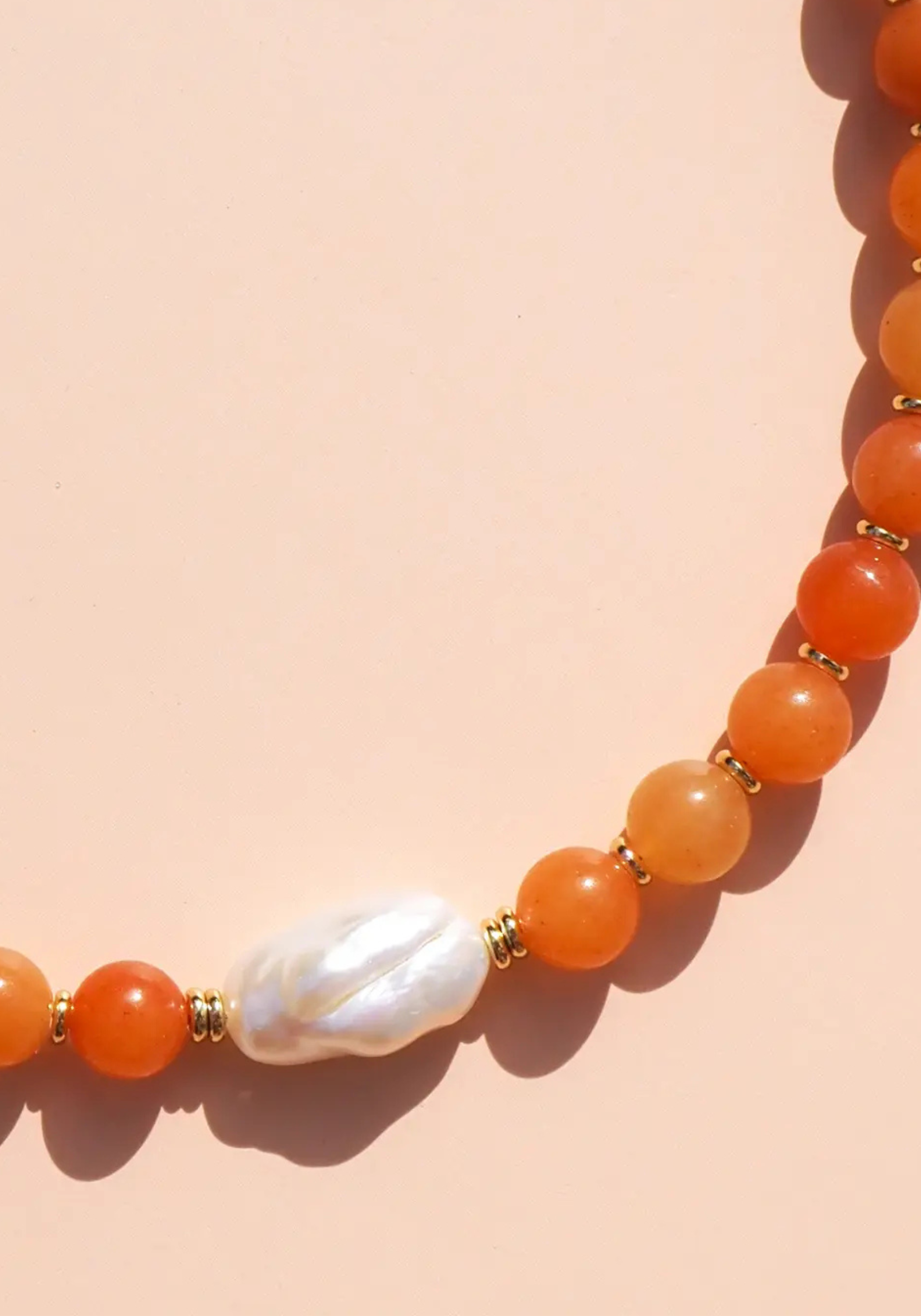 ALESI FRESHWATER KESHI PEARL NECKLACE -  RED AVENTURINE