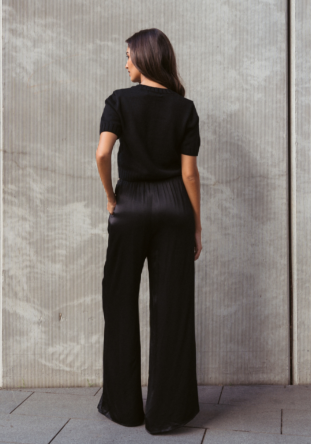 LUNA BUTTON FRONT FITTED KNIT - BLACK