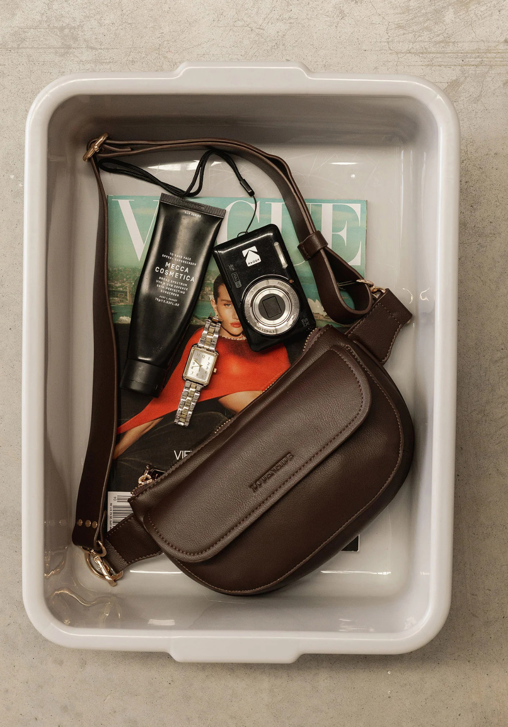 LOUENHIDE LOLA BELT BAG - CHOCOLATE
