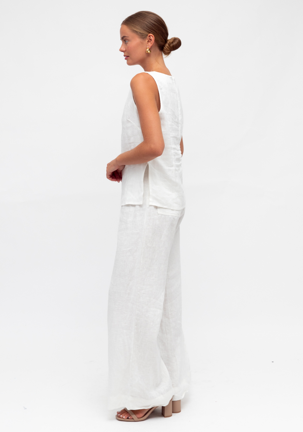 GIA FITTED LINEN TANK - WHITE