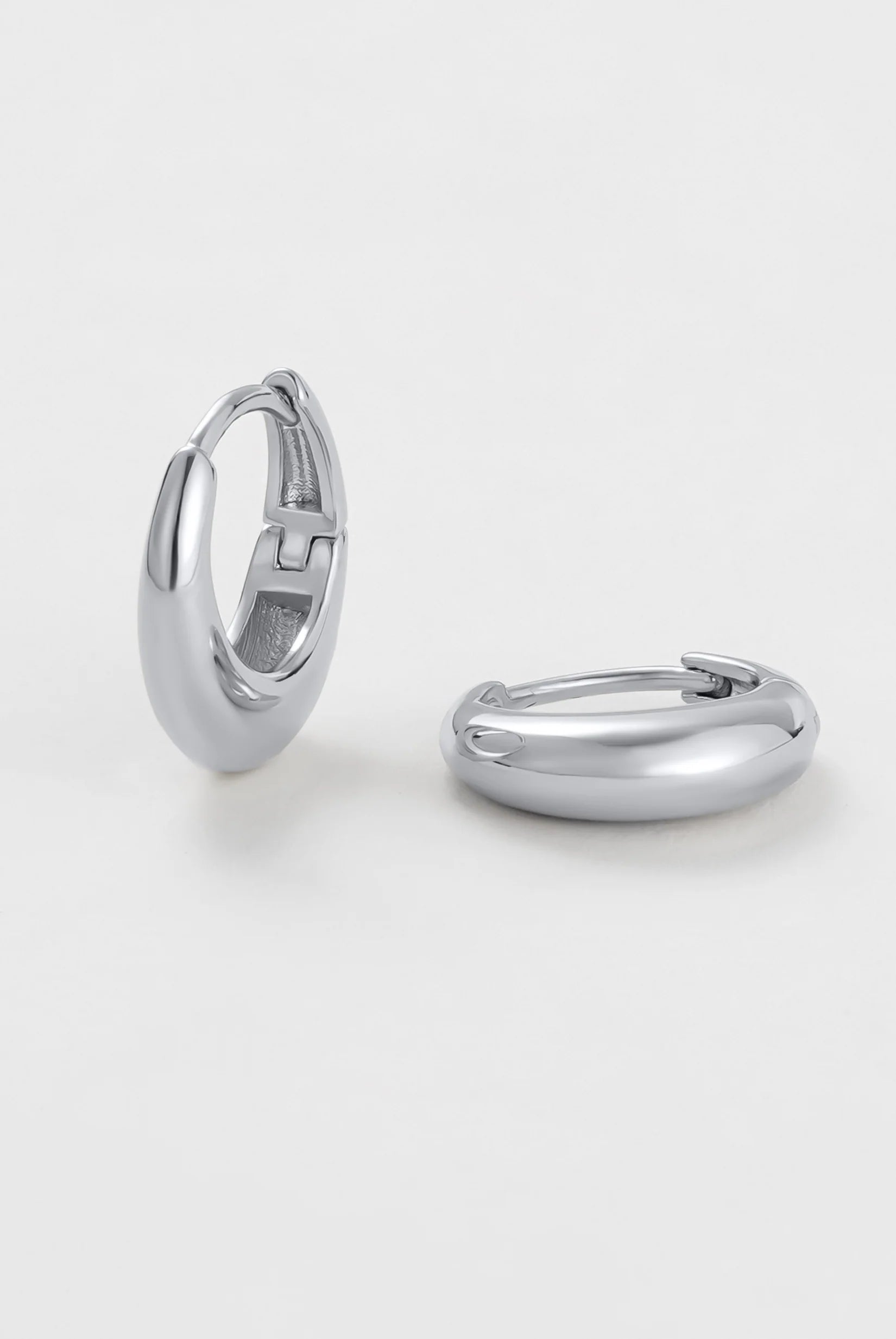 ZAFINO CLEO HOOP MEDIUM- SILVER