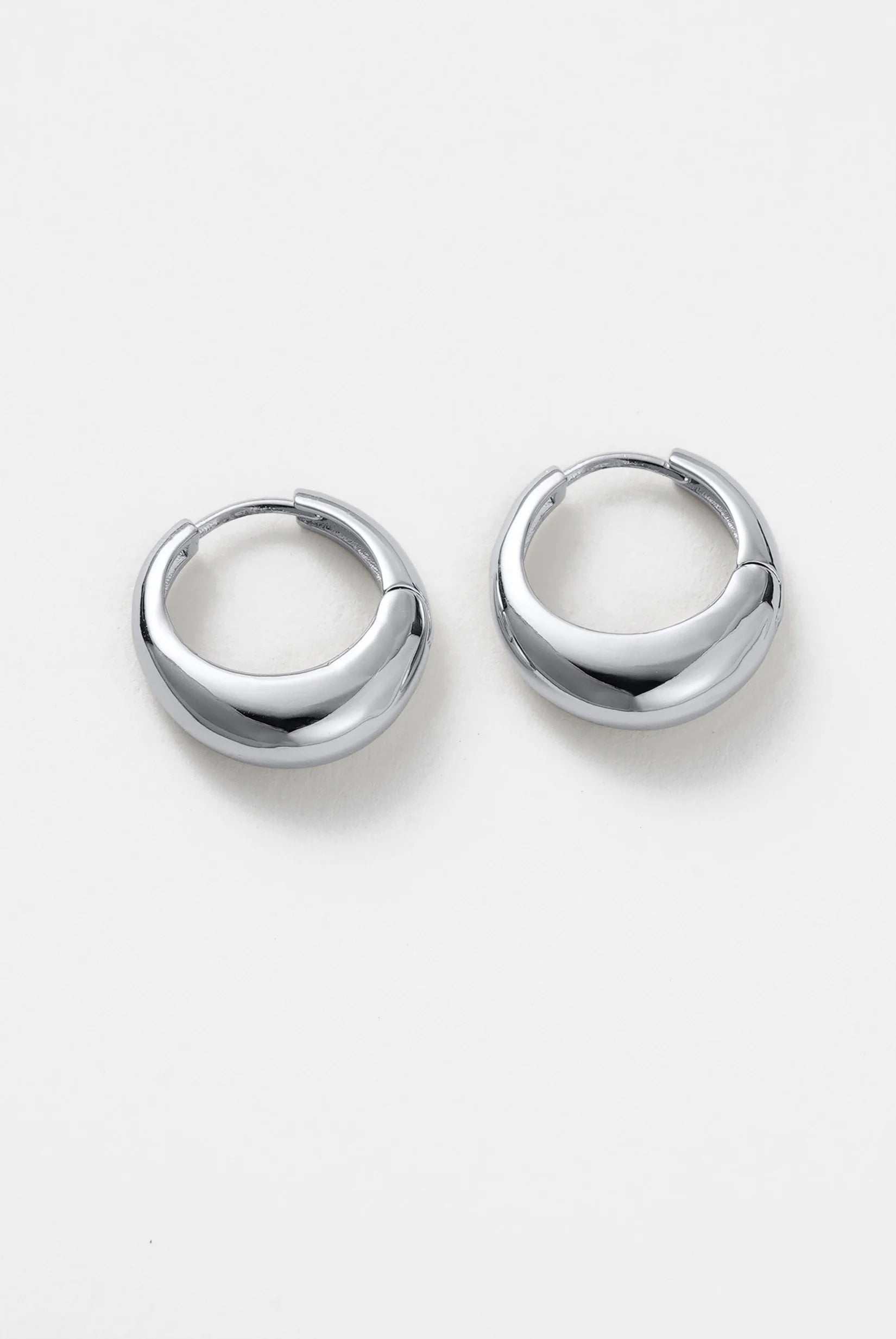 ZAFINO CLEO HOOP MEDIUM- SILVER