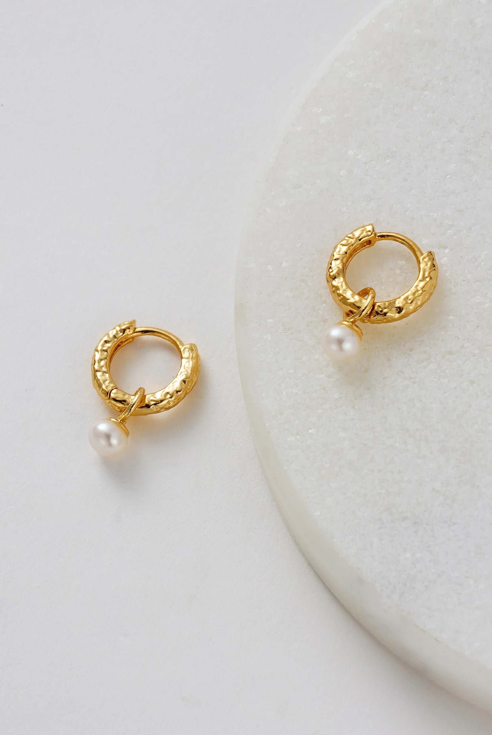 ZAFINO EMERY EARRING - PEARL/GOLD