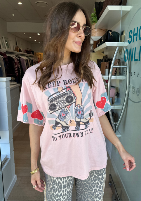 VINTAGE KEEP ROLLIN' TEE - PINK WASH