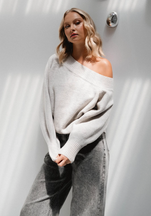 LUNA OFF THE SHOULDER KNIT - OATMEAL