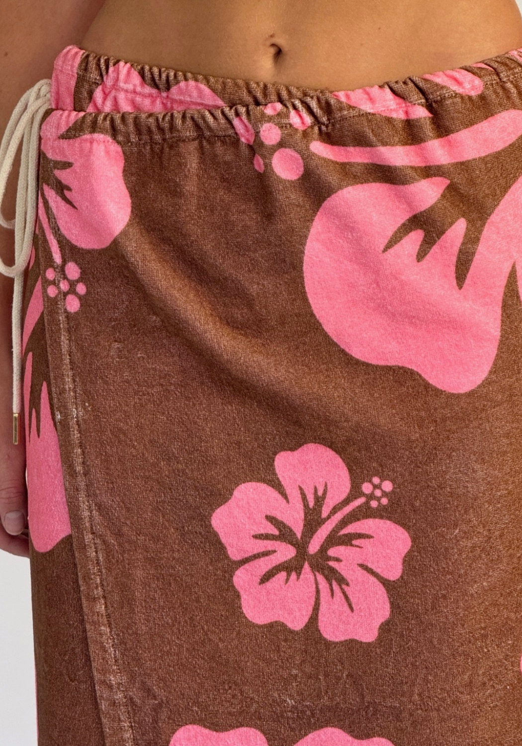 SASSY SURF COCO BLOSSOM BEACH TOWEL SKIRT - CHOCOLATE/PINK