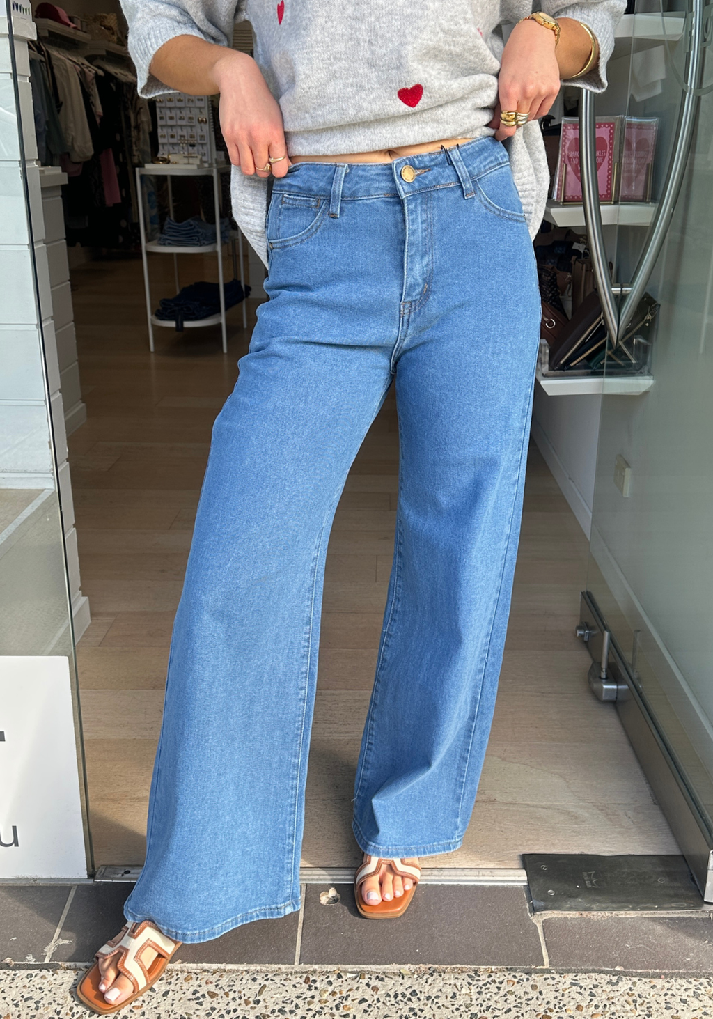 PRESTON WIDE LEG JEANS - MID BLUE