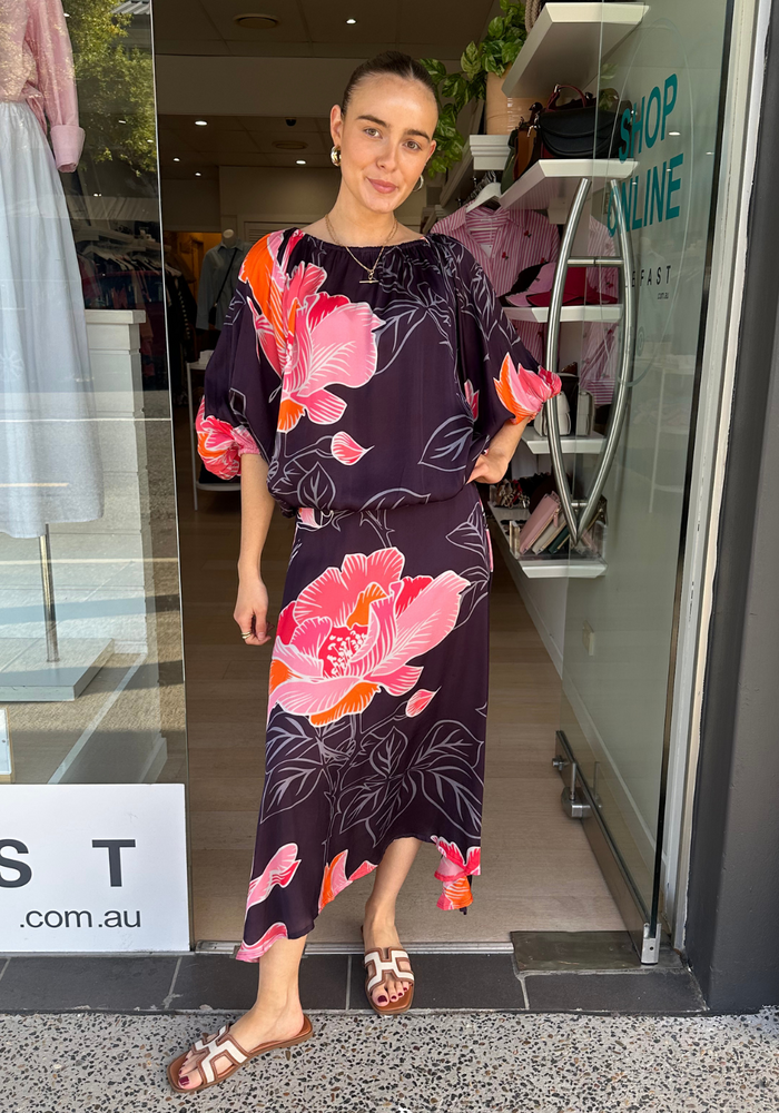 Load image into Gallery viewer, RUBYYAYA AURORA SKIRT - NAVY PRINT