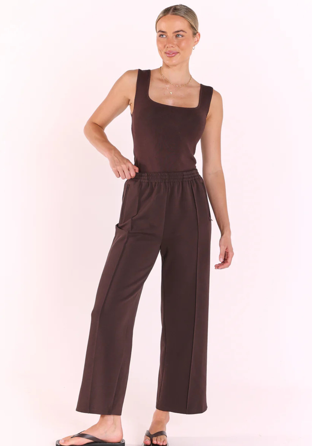 FEATHER + NOISE NOAH CROPPED PANT - DARK CHOCOLATE