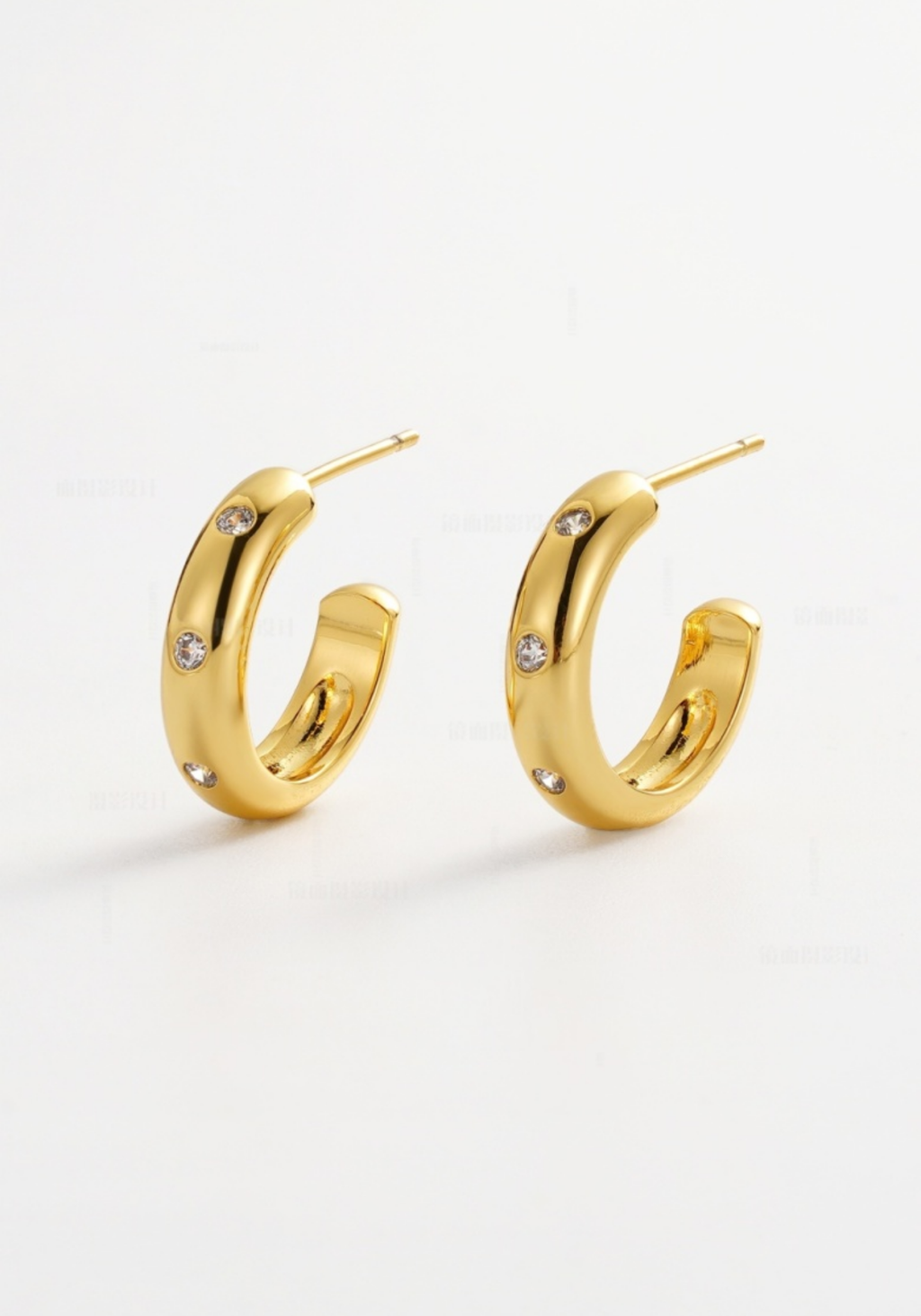 ZAFINO TALIA HOOP - GOLD