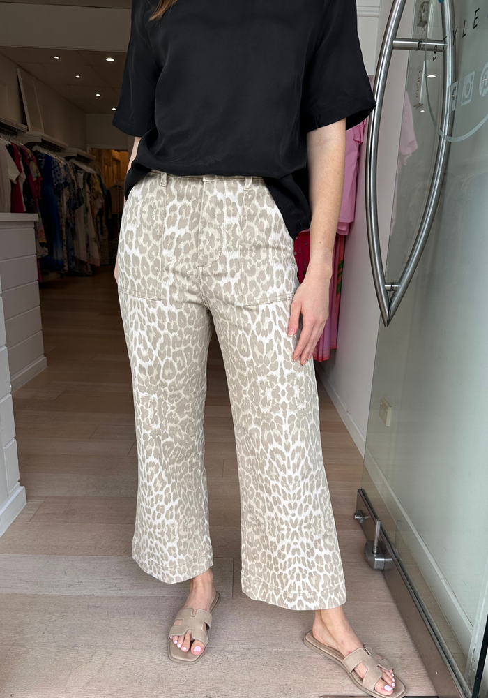 ADORNE EVIE CROP JEAN - LIGHT LEOPARD