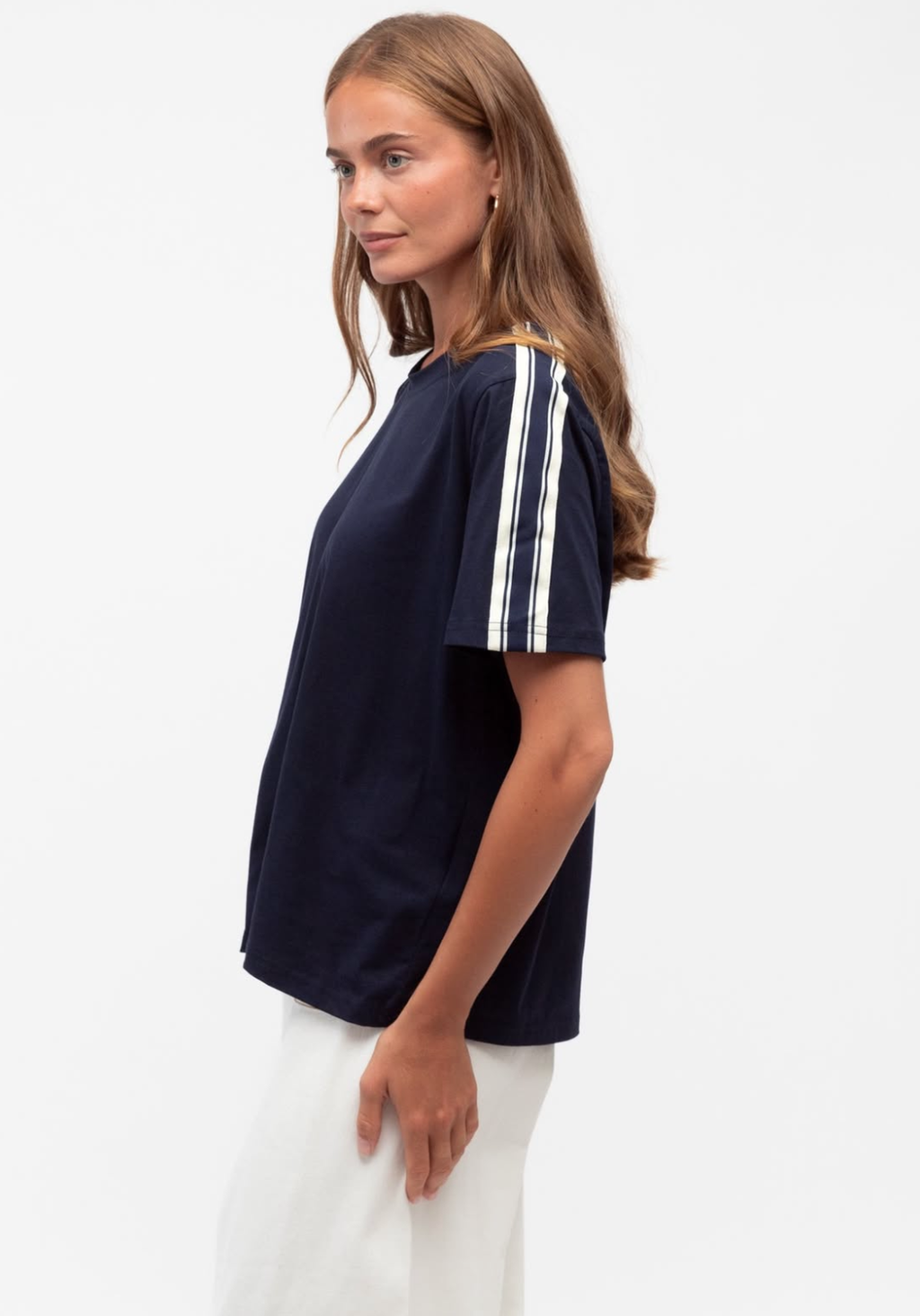 JACKIE SLEEVE DETAIL TEE - NAVY