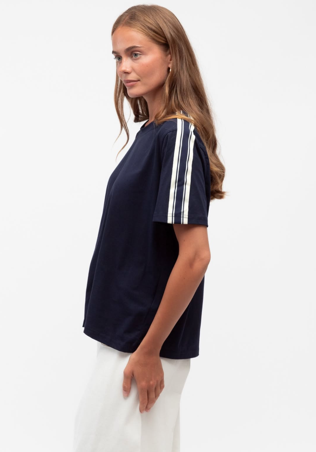 JACKIE SLEEVE DETAIL TEE - NAVY