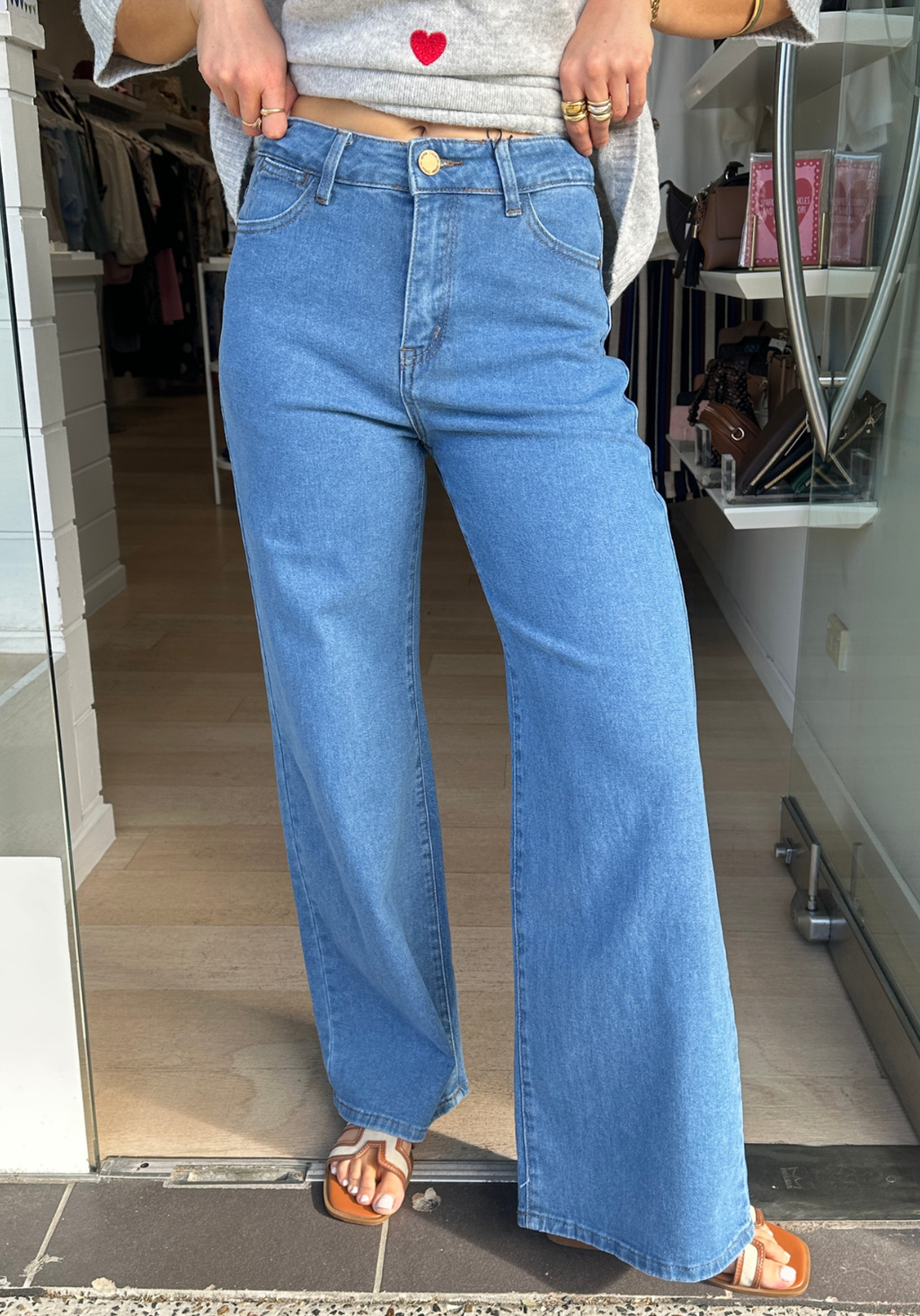PRESTON WIDE LEG JEANS - MID BLUE