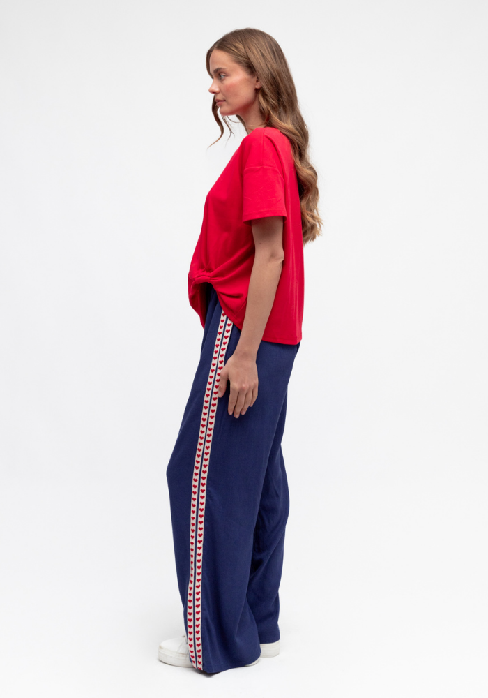 JESSIE EASY TUCK TEE - RED
