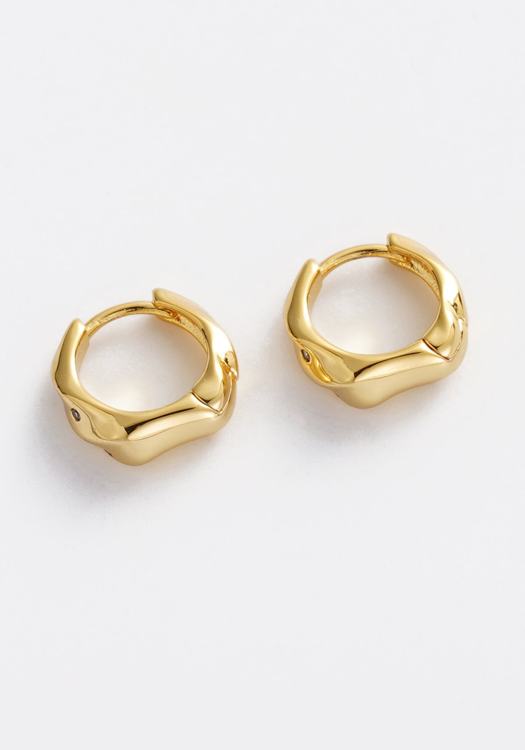 ZAFINO JUNE HOOP - GOLD