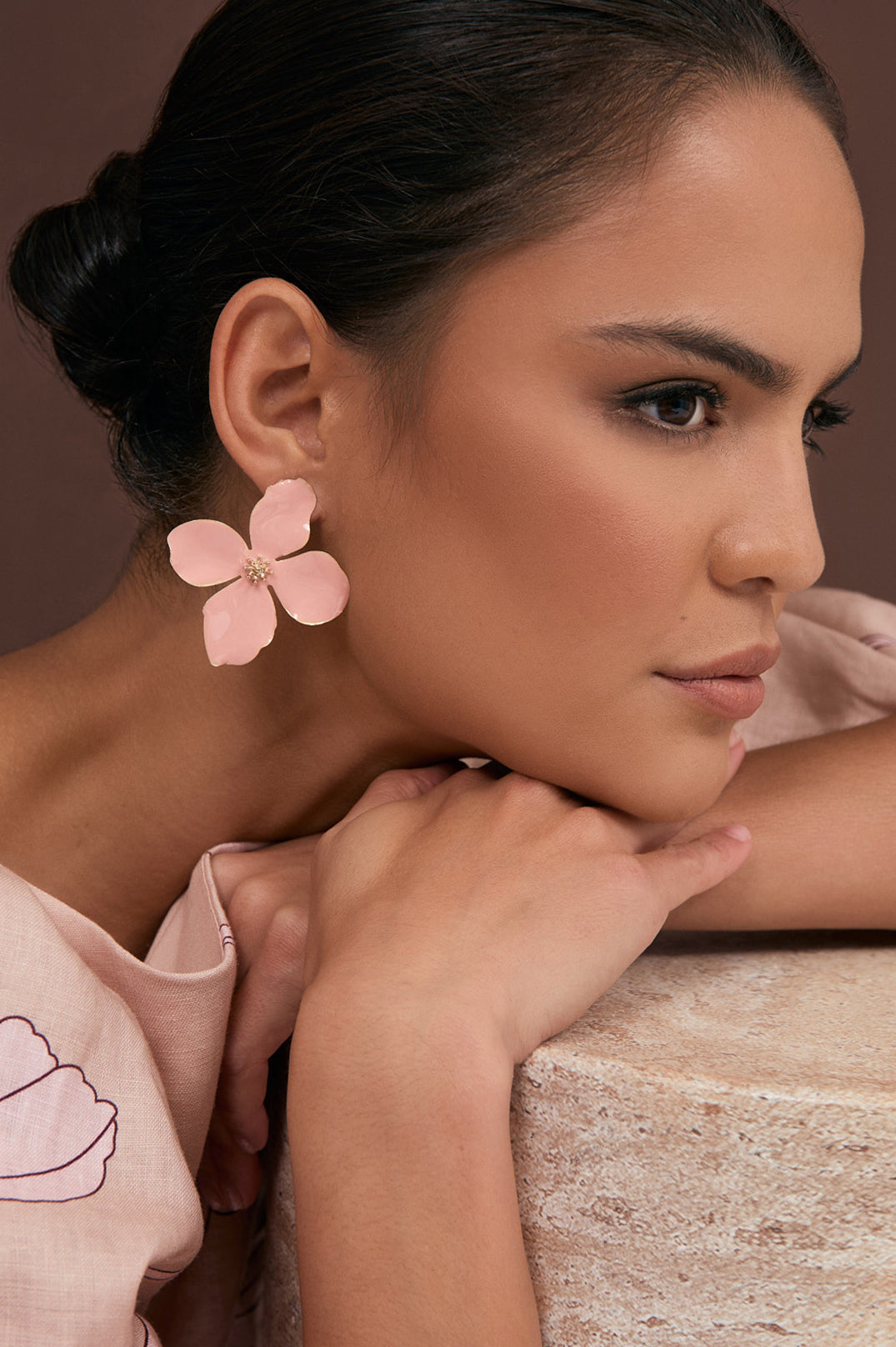 ADORNE ENAMEL PAINTED FLORAL EARRINGS - PINK