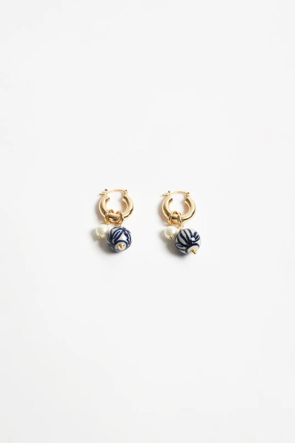 ADORNE PATTERN PORCELAIN BEAD PEARL HOOP - BLUE