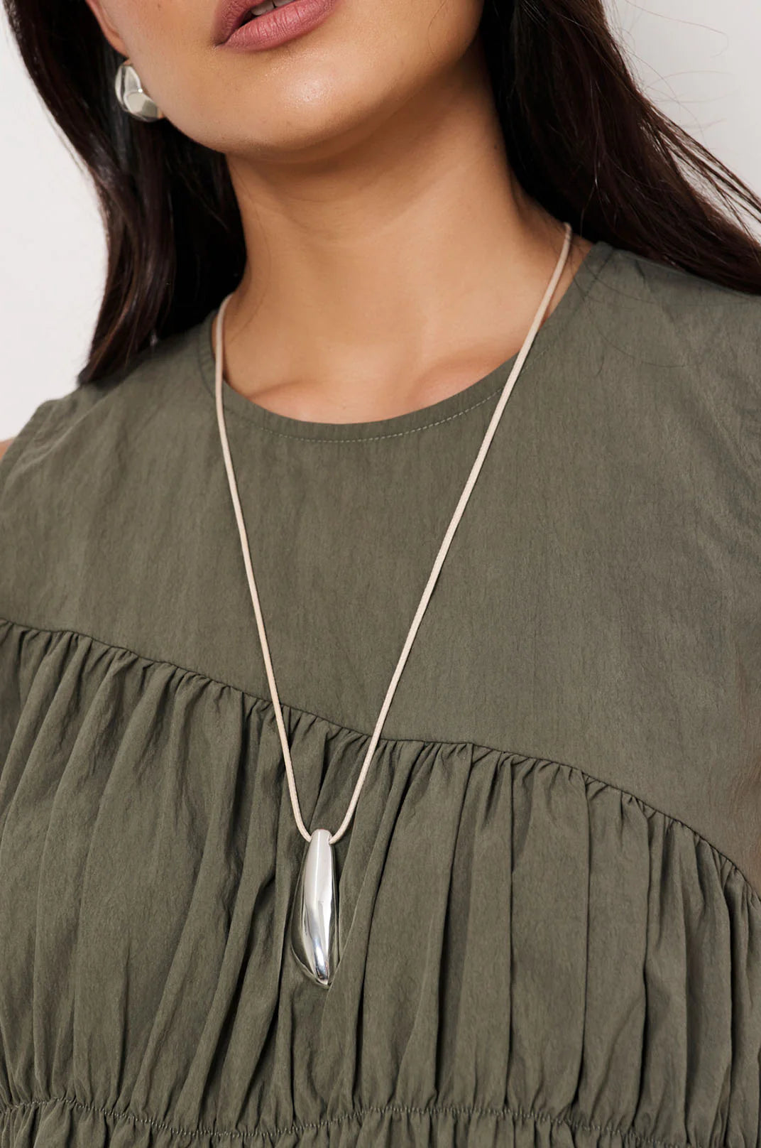 ADORNE METAL POD DROP ADJUSTABLE CORD NECKLACE - CAMEL/SILVER