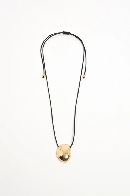 ADORNE OVAL PENDANT ADJUSTABLE LEATHER NECKLACE - BLACK/GOLD