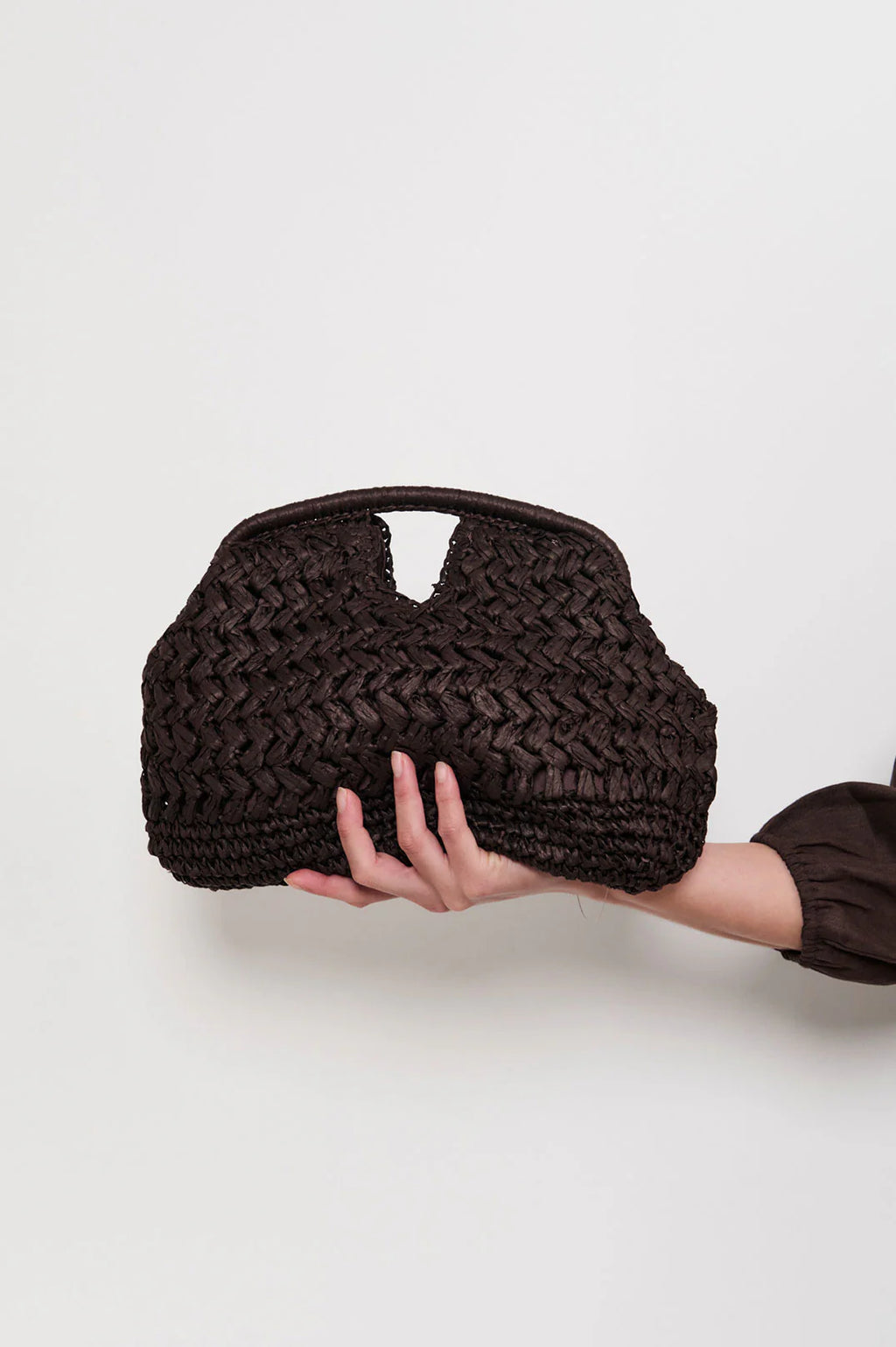 ADORNE OPEN HANDLE PAPER WEAVE CLUTCH - CHOC