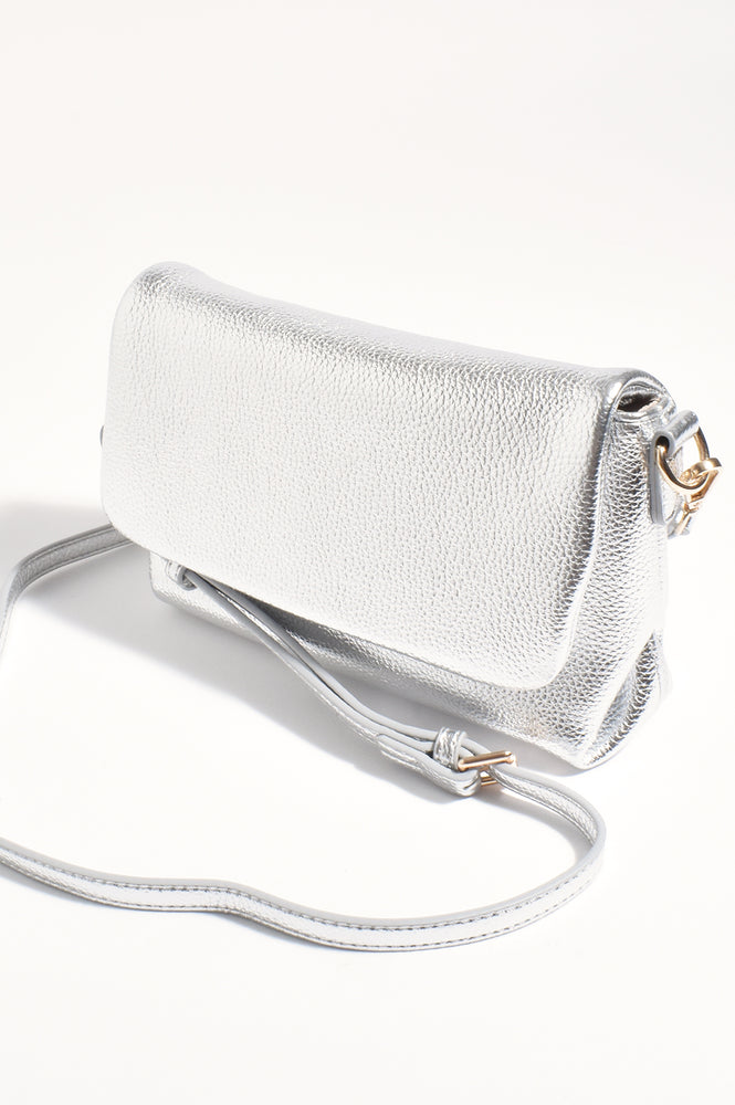 Load image into Gallery viewer, ADORNE ELLIE KNOTTED FOLD OVER BAG - SILVER