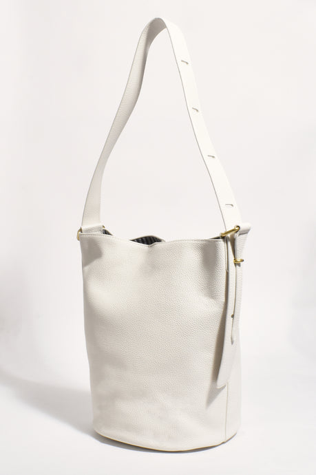 ADORNE JULIETTE SLEEK BUCKET BAG - IVORY