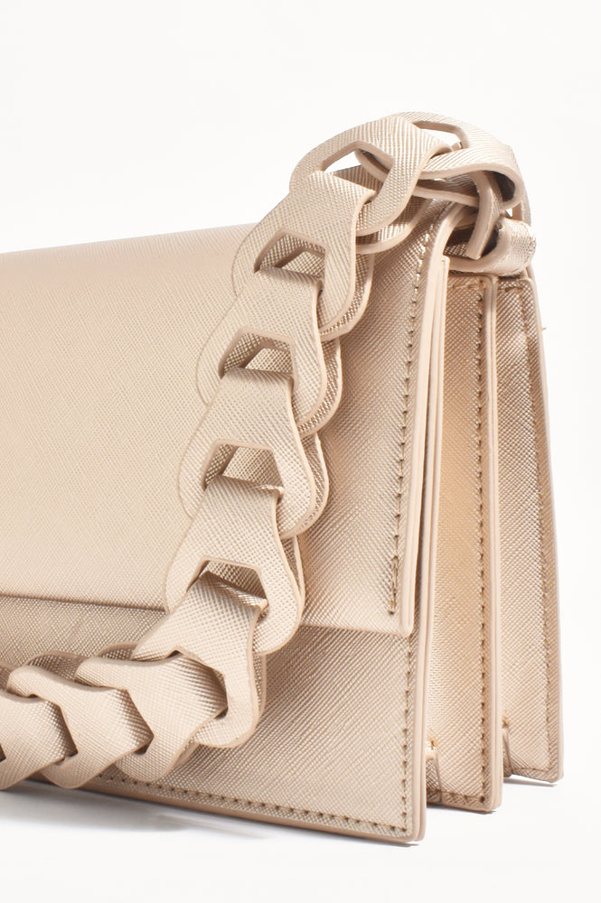 Load image into Gallery viewer, ADORNE JESSICA STRUCTURED CHAIN HANDBAG - GOLD