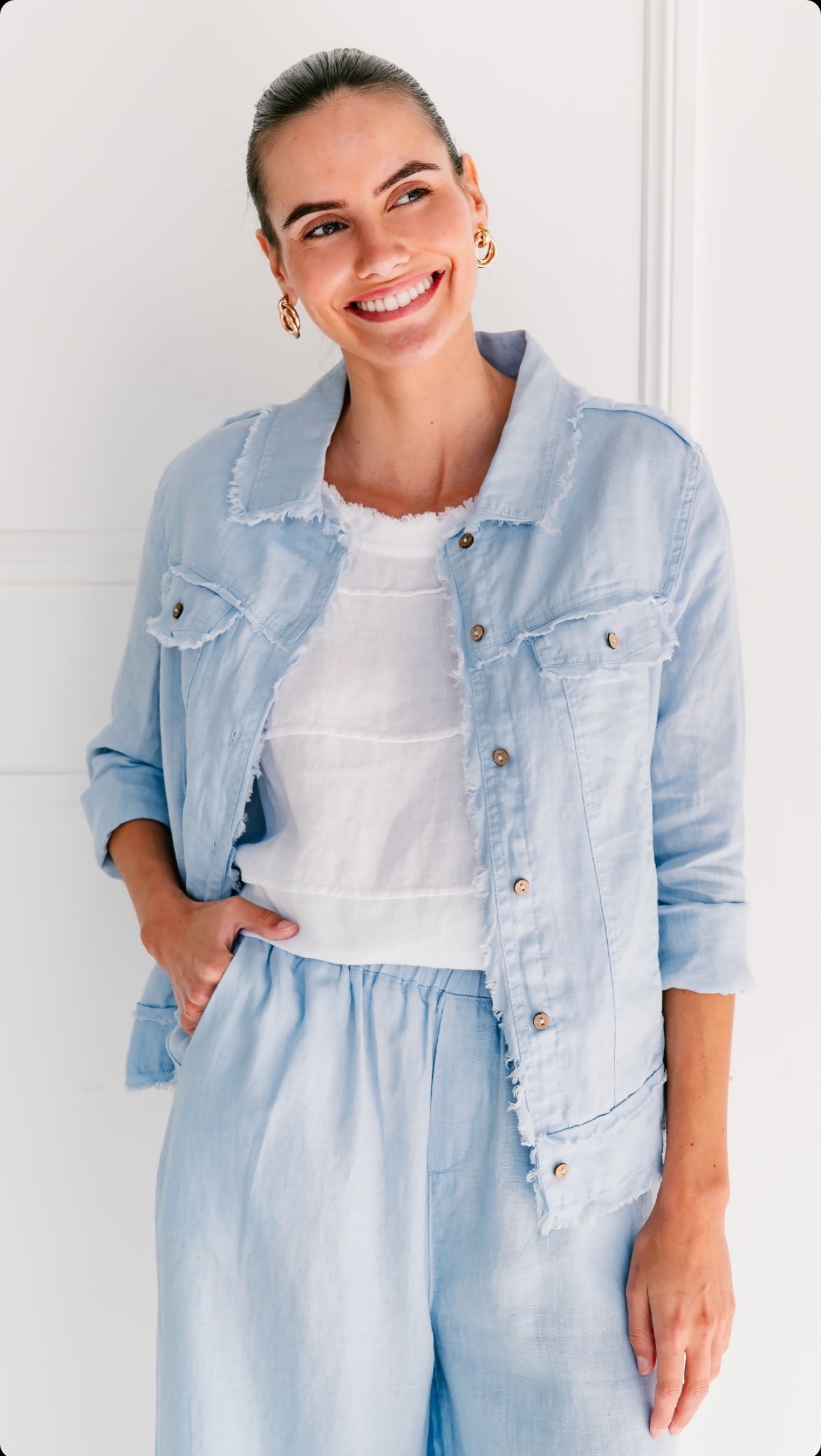 JULIA FRAY EDGE LINEN JACKET - BABY BLUE